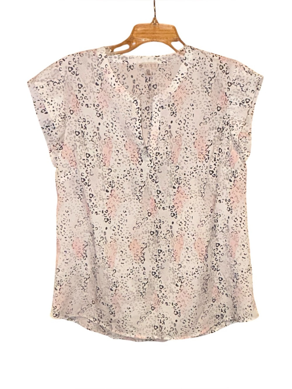 Lila Rose Abstract Animal Print Blouse Womens Medium Pink Gray Short Sleeve Top
